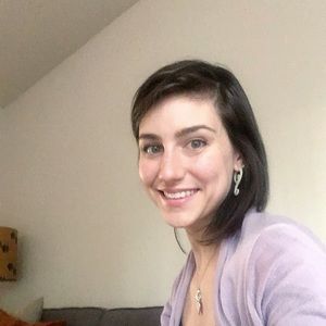 Meet your Posher, Lauren